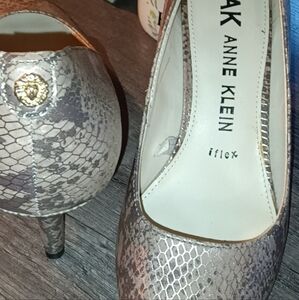Anne Klein Snakeskin Heels - Gray and Cream
